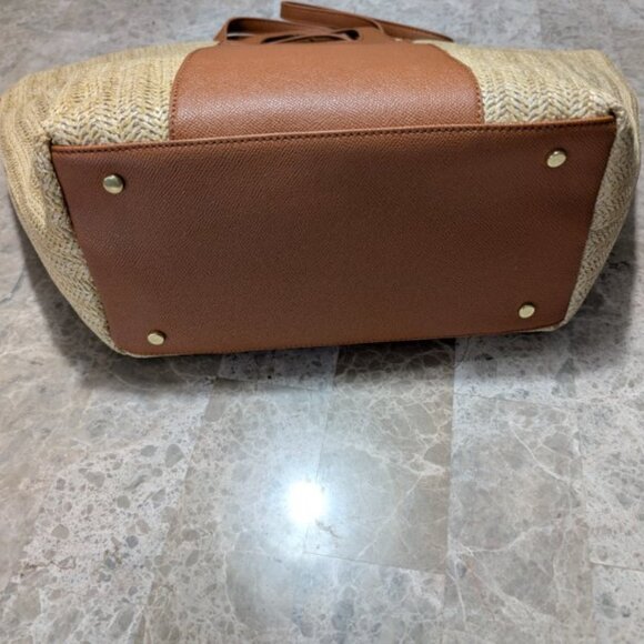 VERA Straw Handbag-Extra Large-Brand New With Tag - Picture 4 of 5